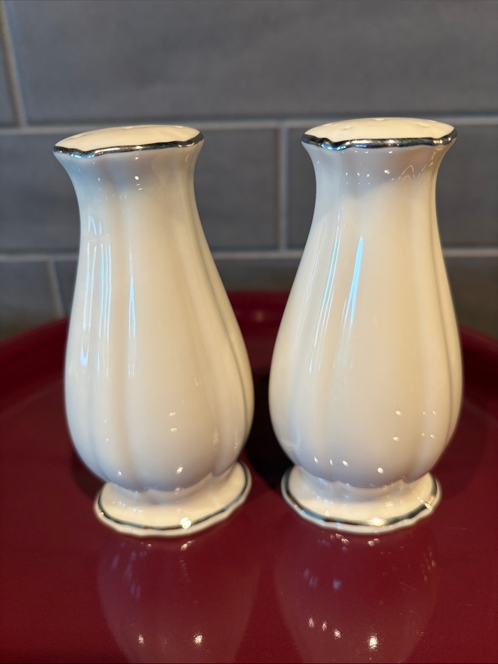 Lenox vintage salt pepper shaker set platinum excellent like new condition